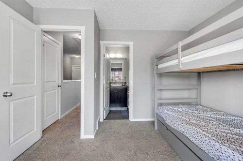 79 Evansview Gardens Nw, Calgary, AB 