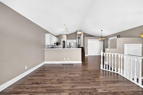 37 Chaparral Ridge Link Se, Calgary, AB - Indoor Photo Showing Other Room