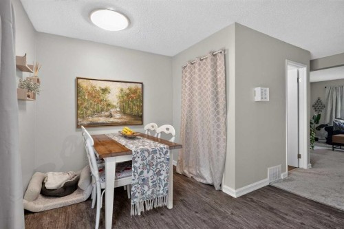 45-380 Bermuda Drive Nw, Calgary, AB - Indoor Photo Showing Other Room
