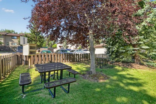 45-380 Bermuda Drive Nw, Calgary, AB - Outdoor