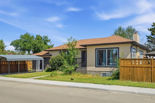 2037 18 Avenue, Didsbury, AB - Outdoor