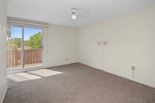 3414 Morley Trail Nw, Calgary, AB - Indoor Photo Showing Other Room