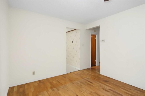 3414 Morley Trail Nw, Calgary, AB - Indoor Photo Showing Other Room