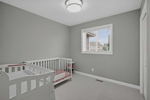 53 Mahogany Point Se, Calgary, AB - Indoor Photo Showing Bedroom