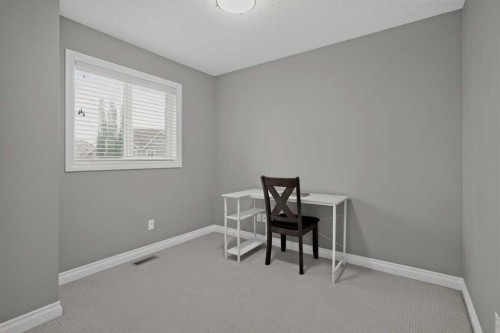 53 Mahogany Point Se, Calgary, AB - Indoor Photo Showing Other Room