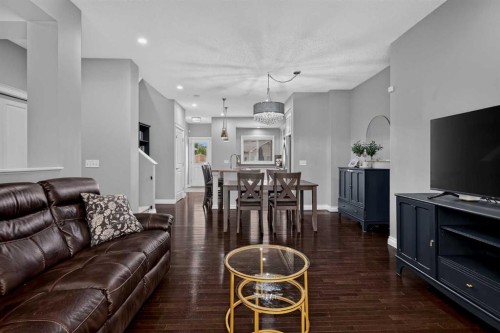 53 Mahogany Point Se, Calgary, AB - Indoor Photo Showing Living Room