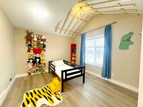 109 Kinniburgh Boulevard E Boulevard East, Chestermere, AB - Indoor