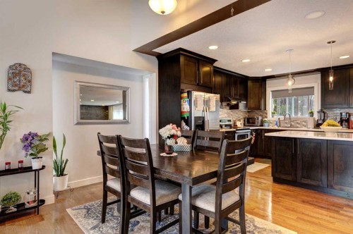 85 Sidon Crescent Sw, Calgary, AB - Indoor