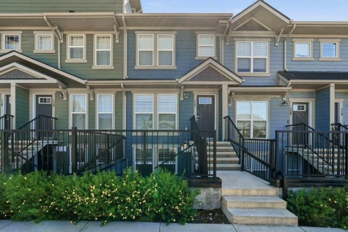 124 Cranbrook Square Se, Calgary, AB - Outdoor With Facade