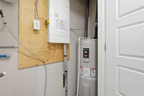124 Cranbrook Square Se, Calgary, AB - Indoor Photo Showing Basement