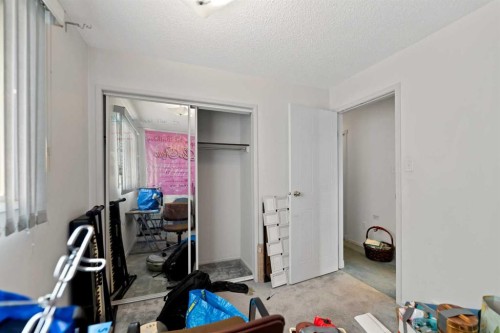 224 Faldale Close Ne, Calgary, AB - Indoor