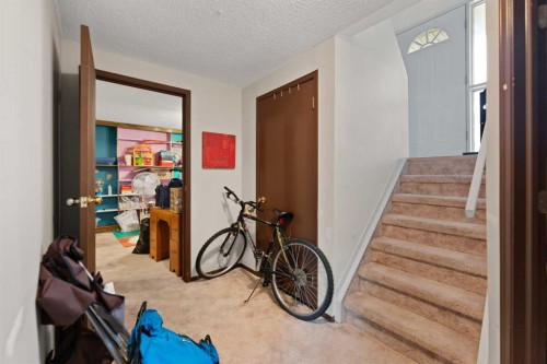 224 Faldale Close Ne, Calgary, AB - Indoor Photo Showing Other Room