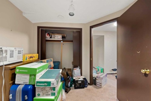 224 Faldale Close Ne, Calgary, AB - Indoor Photo Showing Other Room