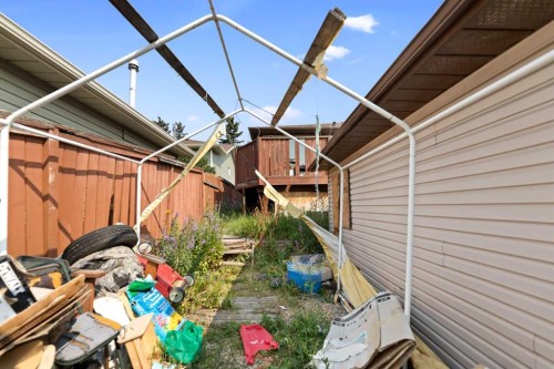 224 Faldale Close Ne, Calgary, AB - Outdoor With Exterior