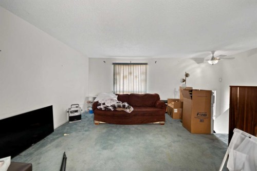 224 Faldale Close Ne, Calgary, AB - Indoor