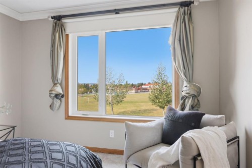 473 Hawkford Way Nw, Calgary, AB - Indoor Photo Showing Bedroom