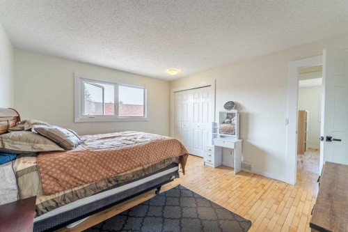 44 Templehill Drive Ne, Calgary, AB - Indoor Photo Showing Bedroom