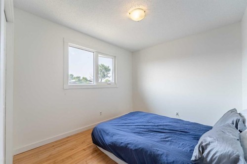 44 Templehill Drive Ne, Calgary, AB - Indoor Photo Showing Bedroom