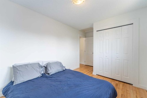 44 Templehill Drive Ne, Calgary, AB - Indoor Photo Showing Bedroom