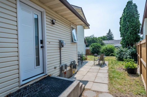 44 Templehill Drive Ne, Calgary, AB - Outdoor With Exterior