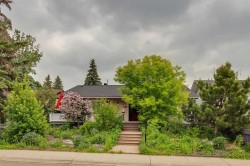 783 Lake Twintree Crescent SE Calgary, AB T2J 2W2