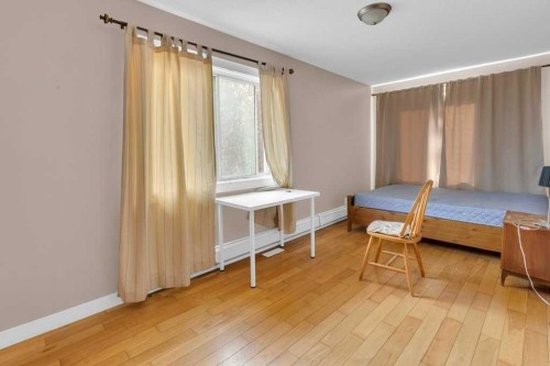 127 Scenic Cove Circle Nw, Calgary, AB - Indoor Photo Showing Other Room