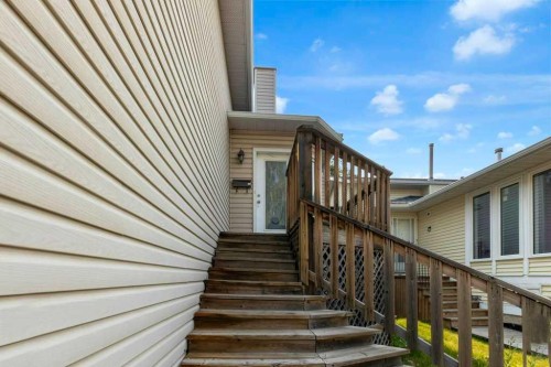 127 Scenic Cove Circle Nw, Calgary, AB - Outdoor