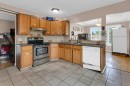 127 Scenic Cove Circle Nw, Calgary, AB  - Indoor Photo Showing Kitchen 