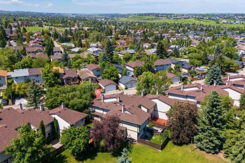 16-115 Bergen Road Nw, Calgary, AB - Outdoor With View