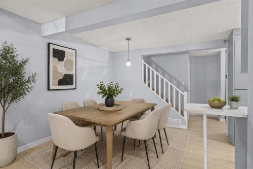 16-115 Bergen Road Nw, Calgary, AB - Indoor Photo Showing Dining Room