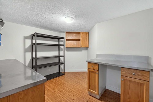 145 Lakeview Shores, Chestermere, AB - Indoor Photo Showing Other Room