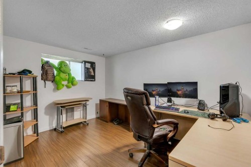 104 Falsby Way Ne, Calgary, AB - Indoor Photo Showing Office