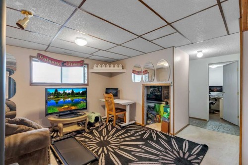 104 Falsby Way Ne, Calgary, AB - Indoor Photo Showing Other Room