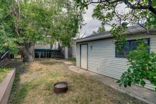 104 Falsby Way Ne, Calgary, AB - Outdoor