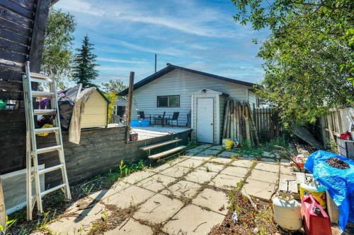 437 Mckinnon Drive, Carseland, AB - Outdoor With Deck Patio Veranda