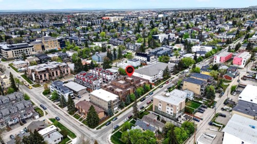 10-1717 27 Avenue Sw, Calgary, AB - Outdoor With View