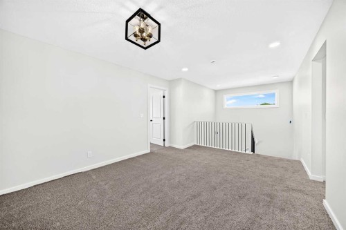 135 Mallard Heath Se, Calgary, AB - Indoor Photo Showing Other Room
