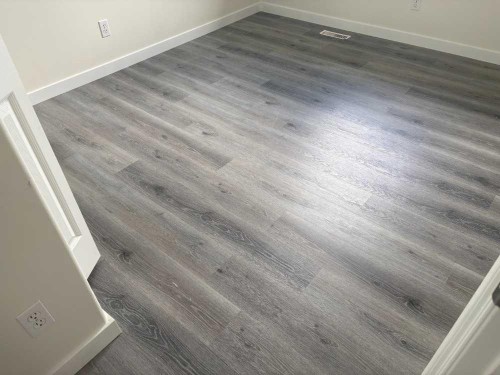 531 Stonegate Road Nw, Airdrie, AB - Indoor Photo Showing Other Room