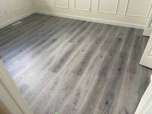 531 Stonegate Road Nw, Airdrie, AB - Indoor Photo Showing Other Room