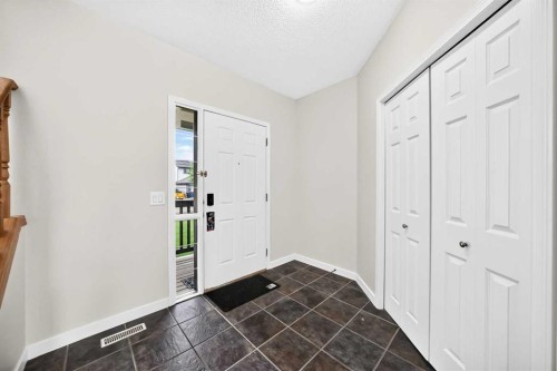 531 Stonegate Road Nw, Airdrie, AB - Indoor Photo Showing Other Room
