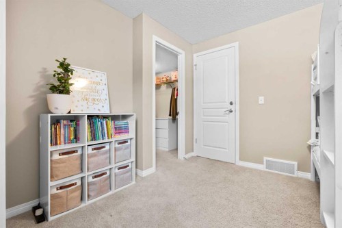 38 Auburn Bay Gardens Se, Calgary, AB - Indoor Photo Showing Other Room