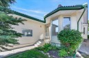 21 Strathearn Gardens Sw, Calgary, AB  - Outdoor 