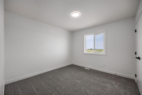 140 Lakewood Crescent, Strathmore, AB - Indoor Photo Showing Other Room