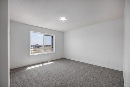 140 Lakewood Crescent, Strathmore, AB - Indoor Photo Showing Other Room