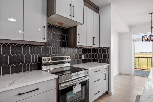 140 Lakewood Crescent, Strathmore, AB - Indoor Photo Showing Kitchen