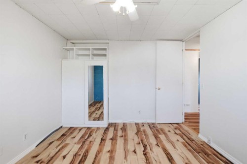7807 Olympia Bay Se, Calgary, AB - Indoor Photo Showing Other Room