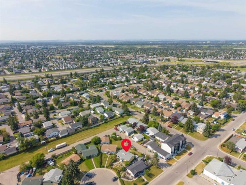 7807 Olympia Bay Se, Calgary, AB - Outdoor With View