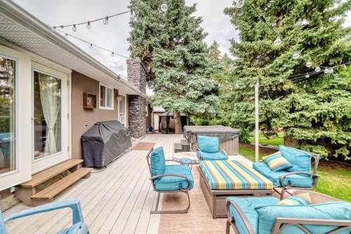 520 Oakwood Place Sw, Calgary, AB 