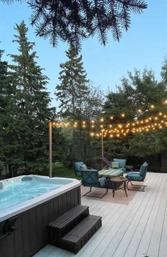520 Oakwood Place Sw, Calgary, AB 