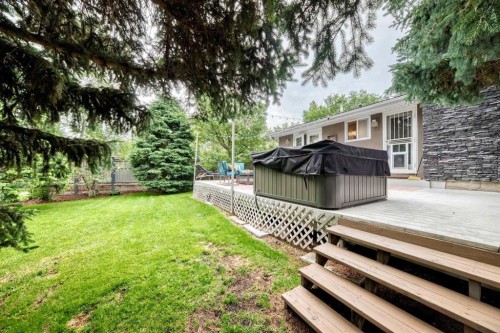 520 Oakwood Place Sw, Calgary, AB 